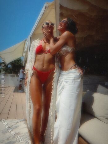 Full leaked Valentina maceri page private onlyfans photo