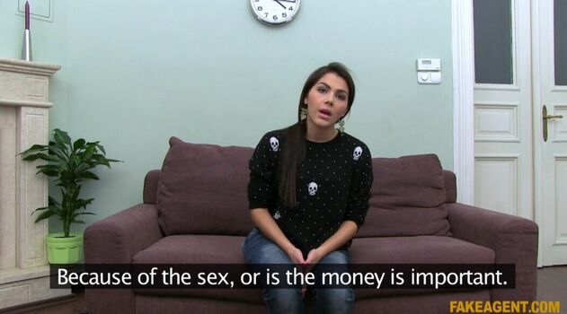 Full leaked Valentina nappi page private onlyfans photo