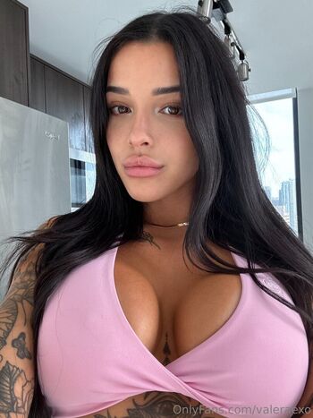 Full leaked Valeraexo private onlyfans photo