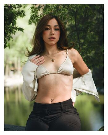 Full leaked Valeria madrigal private onlyfans photo