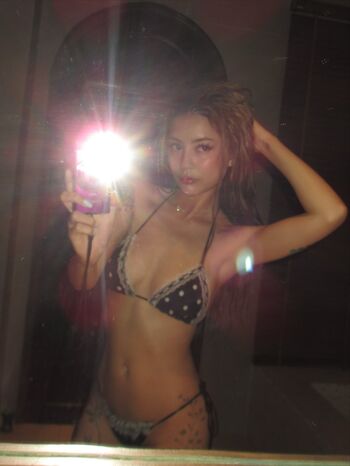 Full leaked Valeria tran private onlyfans photo