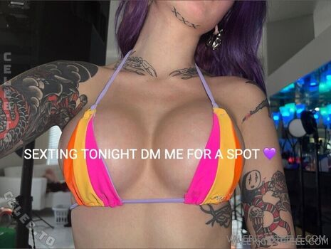 Full leaked Valerica steele page private onlyfans photo