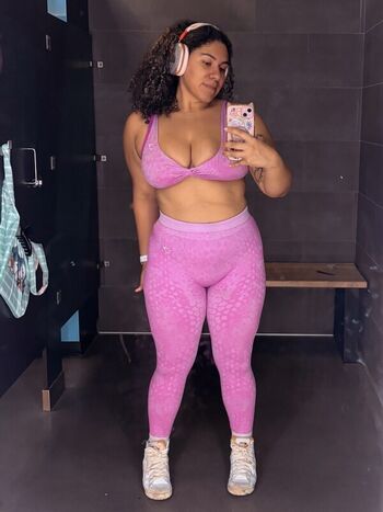 Full leaked Valeriezun private onlyfans photo