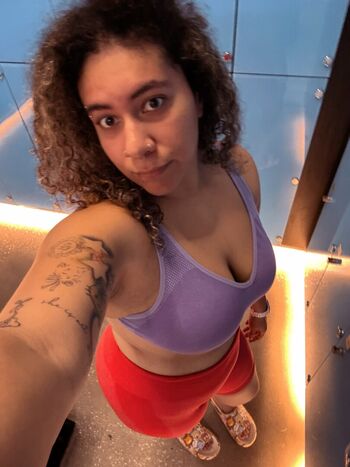 Full leaked Valeriezun private onlyfans photo