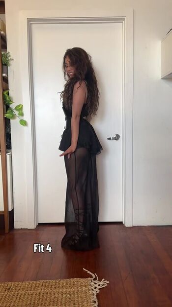 Full leaked Valkyrae page private onlyfans photo