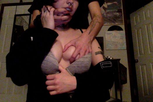 Full leaked Valvampire private onlyfans photo