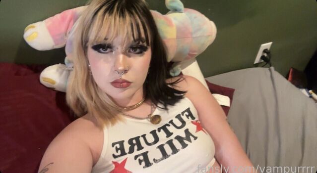 Full leaked Vampurrr private onlyfans photo