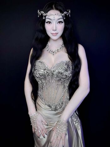 Vampybitme Linda Le