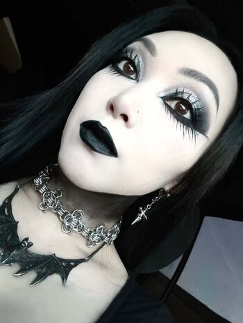 Full leaked Vampybitme linda le page private onlyfans photo