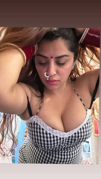Full leaked Vandana pathak private onlyfans photo