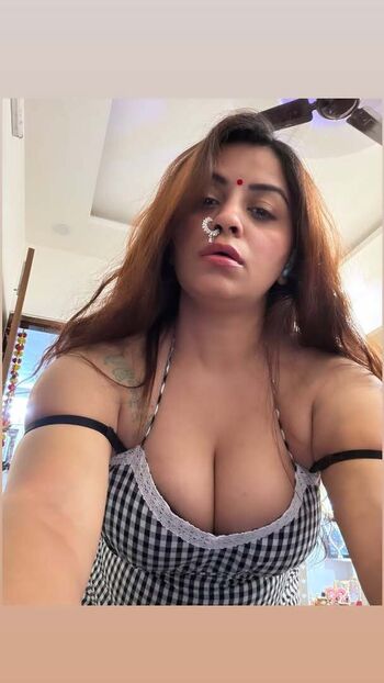 Full leaked Vandana pathak private onlyfans photo