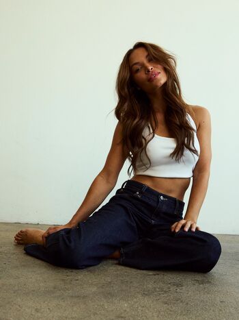 Vanessa Curry