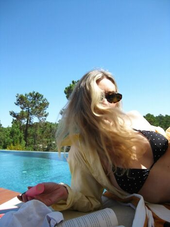 Vanessa Kirby
