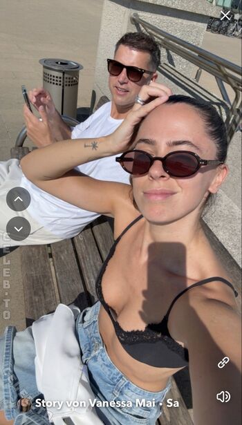 Full leaked Vanessa mai  page private onlyfans photo