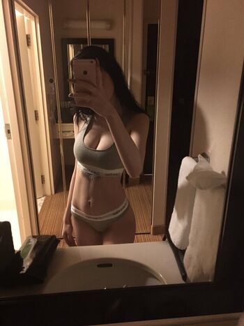 Full leaked Vanillla pussy page private onlyfans photo