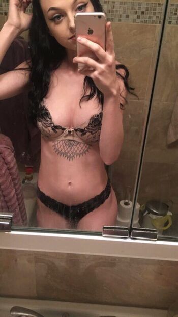 Full leaked Vanillla pussy private onlyfans photo