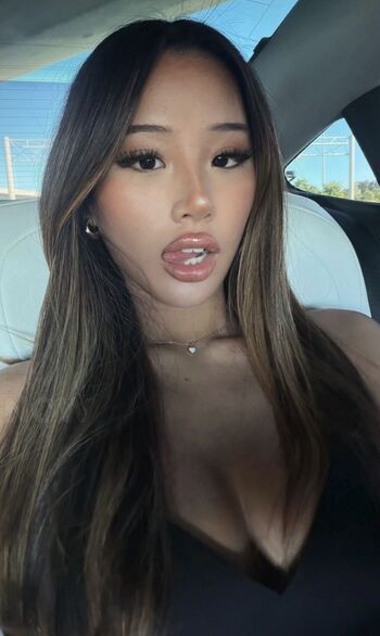 Full leaked Veeliette page private onlyfans photo
