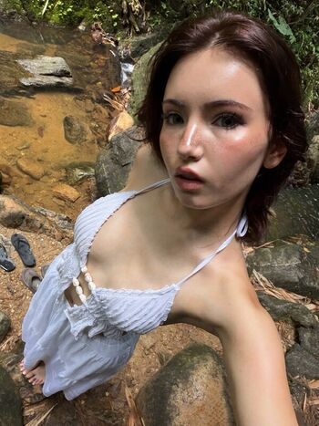 Full leaked Vekshy private onlyfans photo