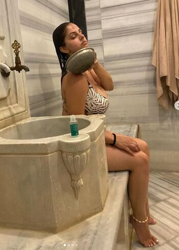 Full leaked Vellyano private onlyfans photo