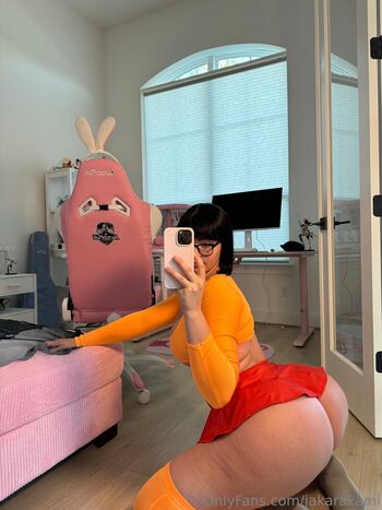 Velma & Daphne Cosplay