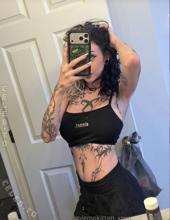 Full leaked Vemokitten xoxo private onlyfans photo