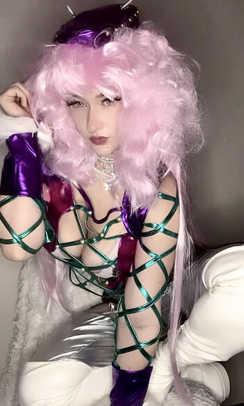 Full leaked Venom wifey page private onlyfans photo