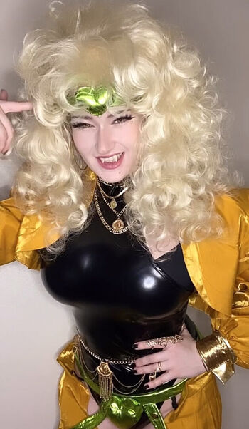 Full leaked Venom wifey page private onlyfans photo