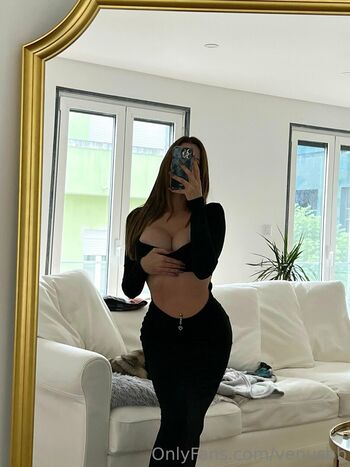 Full leaked Venusbb private onlyfans photo