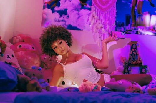 Full leaked Veondremitchell private onlyfans photo