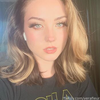 Full leaked Verafleur private onlyfans photo