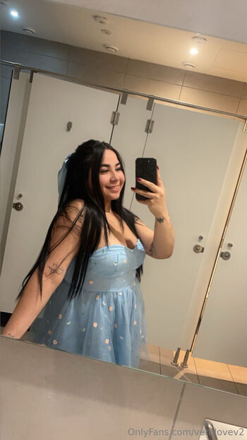 Full leaked Verolovev private onlyfans photo