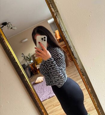 Full leaked Veronikamai private onlyfans photo