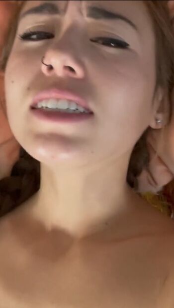 Full leaked Vertical pov bg private onlyfans photo