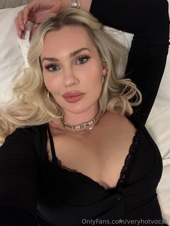Full leaked Veryhotvocab private onlyfans photo