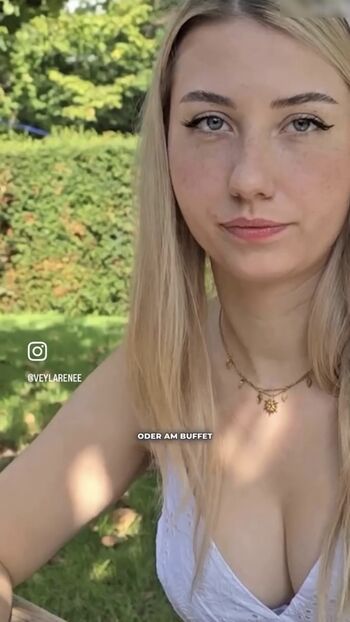 Full leaked Veyla private onlyfans photo