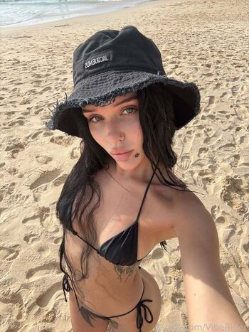 Full leaked Vibe rider private onlyfans photo