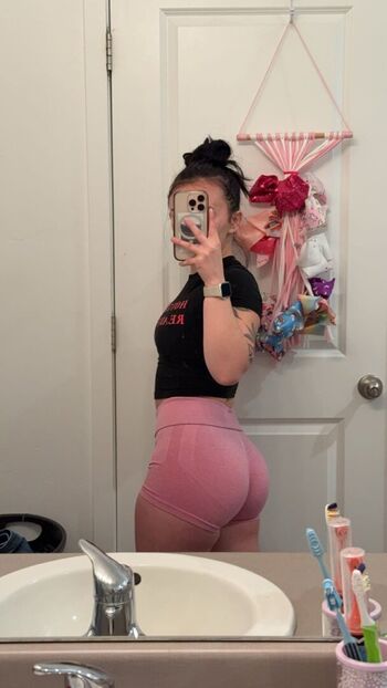Full leaked Vibingvalentine private onlyfans photo