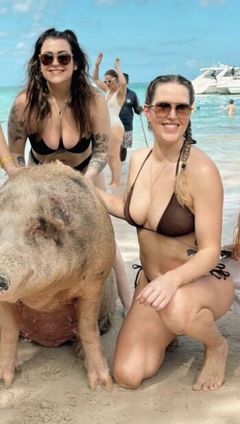 Full leaked Vicki howard private onlyfans photo