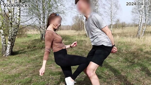 Vicki Kicks