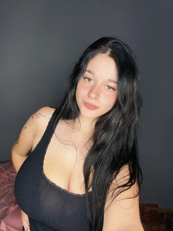 Full leaked Vickydieci private onlyfans photo