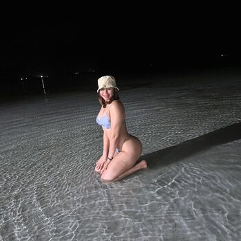 Victoria Della Bella