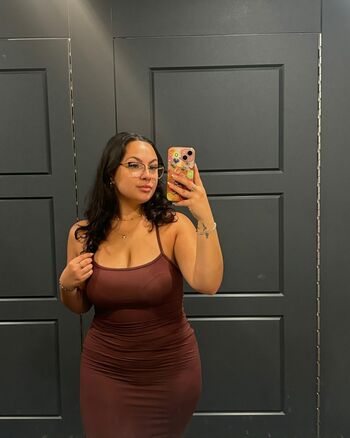 Full leaked Victoria private onlyfans photo