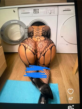 Full leaked Victoriahot private onlyfans photo