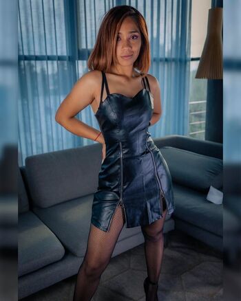 Full leaked Victoriasaintxxx private onlyfans photo