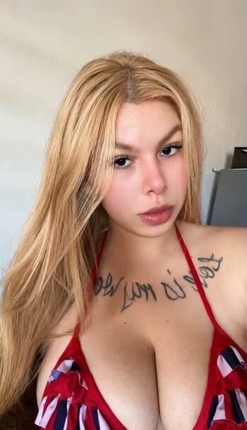 Full leaked Victria private onlyfans photo