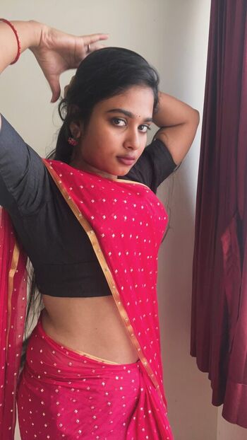 Full leaked Vidhyasakthivelofficial private onlyfans photo