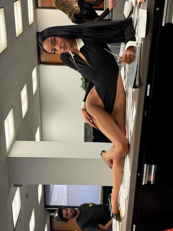 Full leaked Vinetrria vinetria page private onlyfans photo