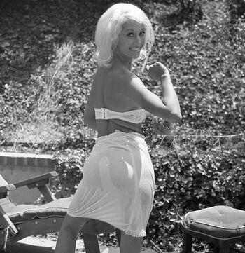 Full leaked Vintage english pinups private onlyfans photo