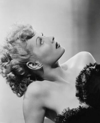 Full leaked Vintage sexy celebs private onlyfans photo