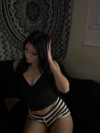 Full leaked Violet offlimits private onlyfans photo